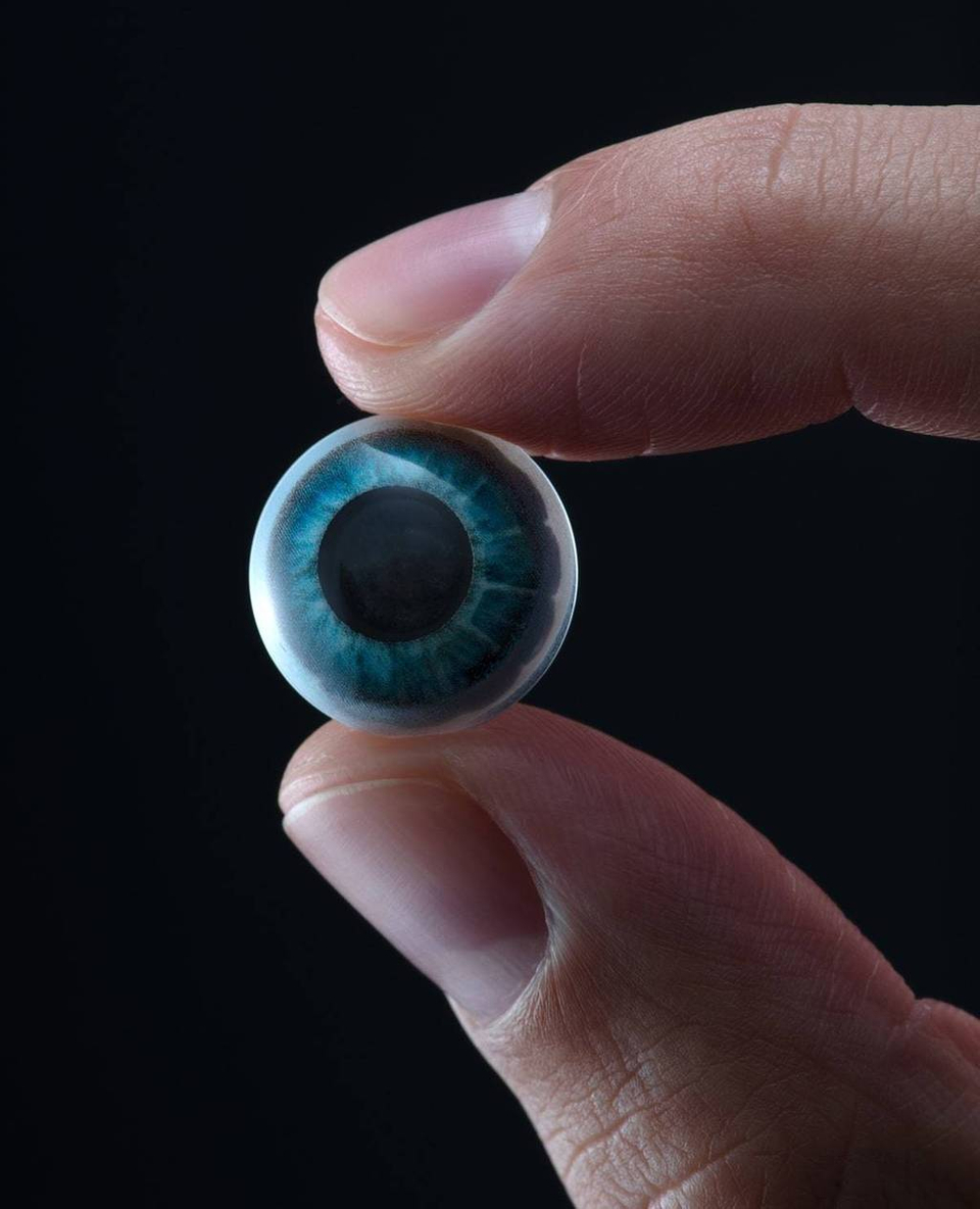 AR Contact Lenses